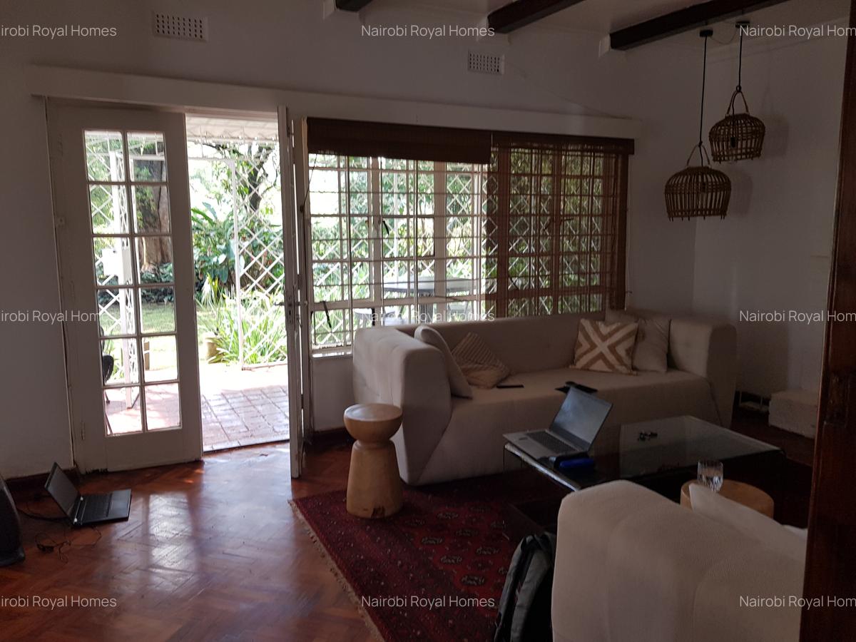 3 Bed House with En Suite at Rosslyn Lone Tree - 14