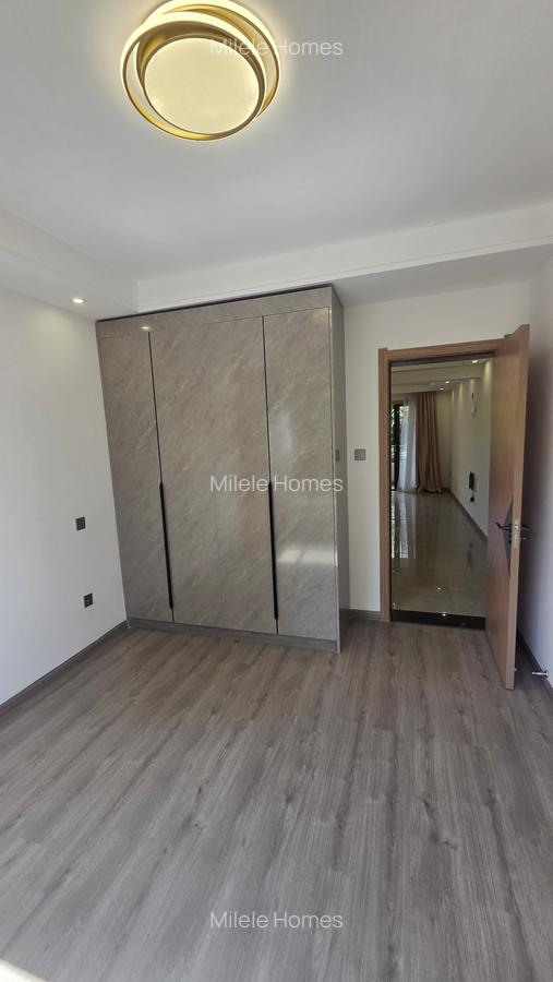 Serviced 3 Bed Apartment with En Suite at Riverside Drive - 6