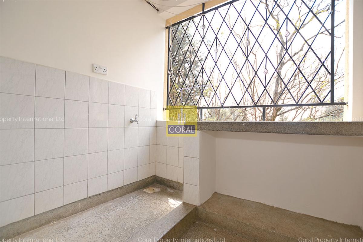 2 Bed Apartment with Lift in Westlands Area - 4