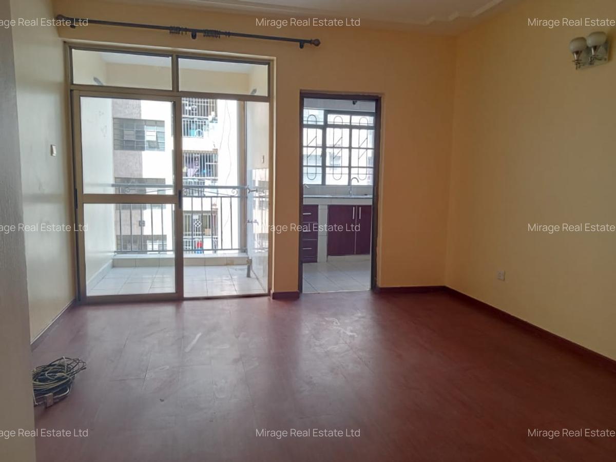 2 Bed Apartment with En Suite in Lavington - 6