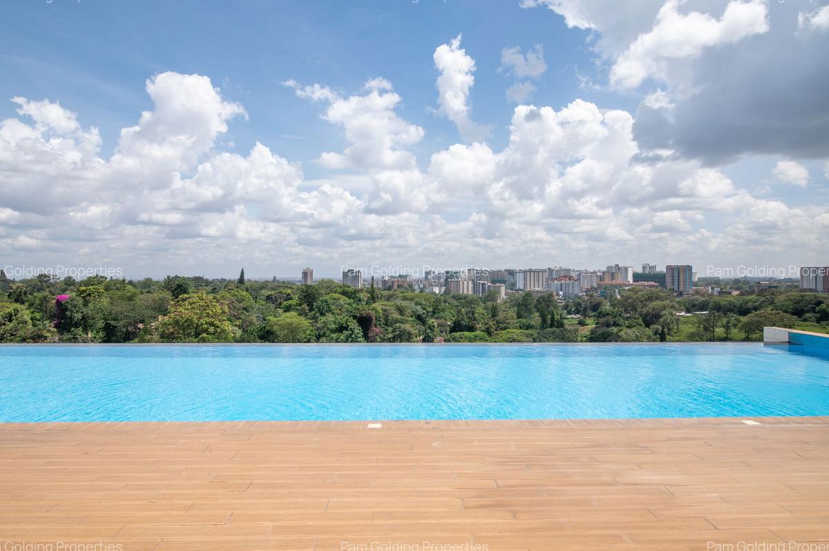 2 Bed Apartment with En Suite in Parklands - 20