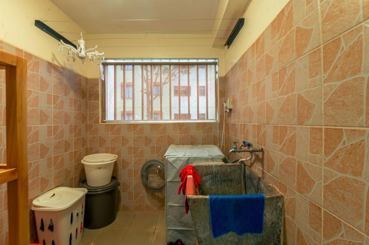 3 Bed Apartment with En Suite in Embakasi - 6