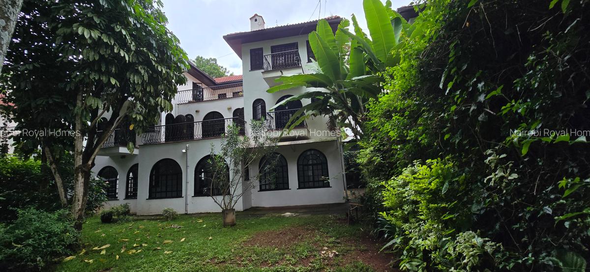 4 Bed Townhouse with En Suite at Lavington Green - 18