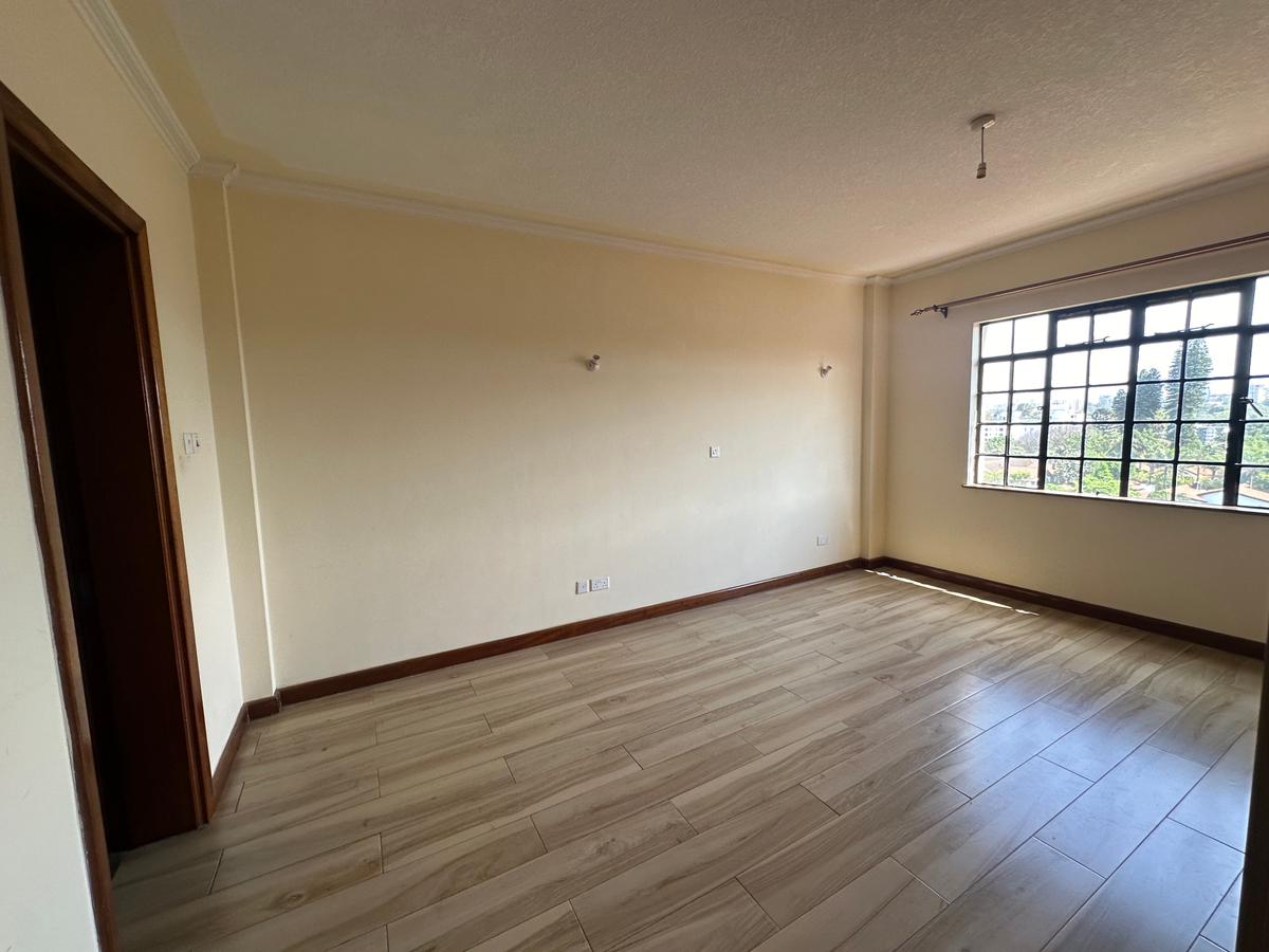 Serviced 2 Bed Apartment with En Suite in Westlands Area - 2