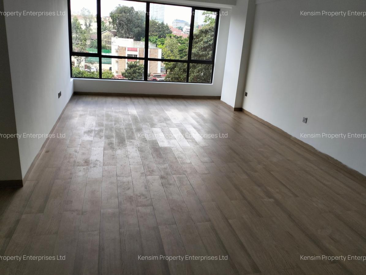 2 Bed Apartment with En Suite in Westlands Area - 16