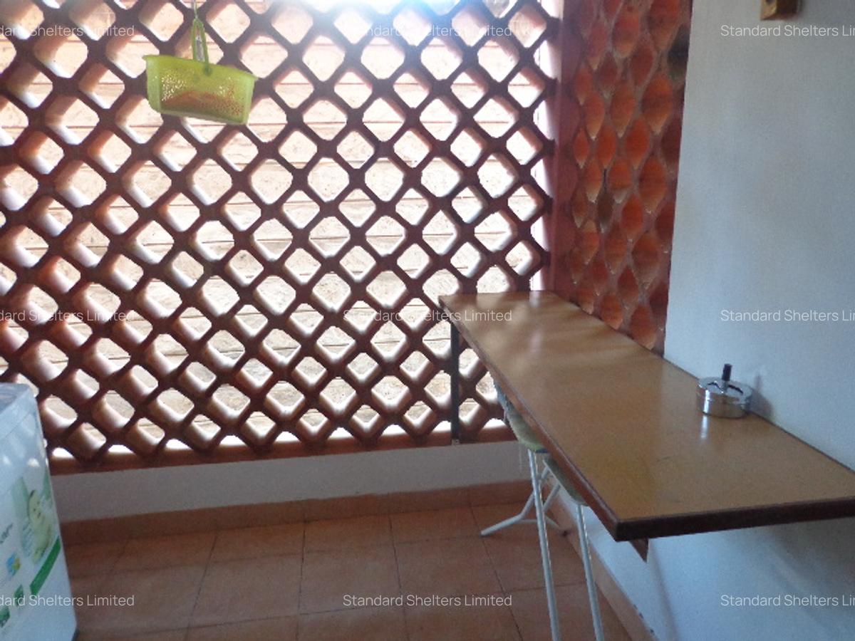 Serviced 3 Bed Apartment with En Suite in Spring Valley - 13