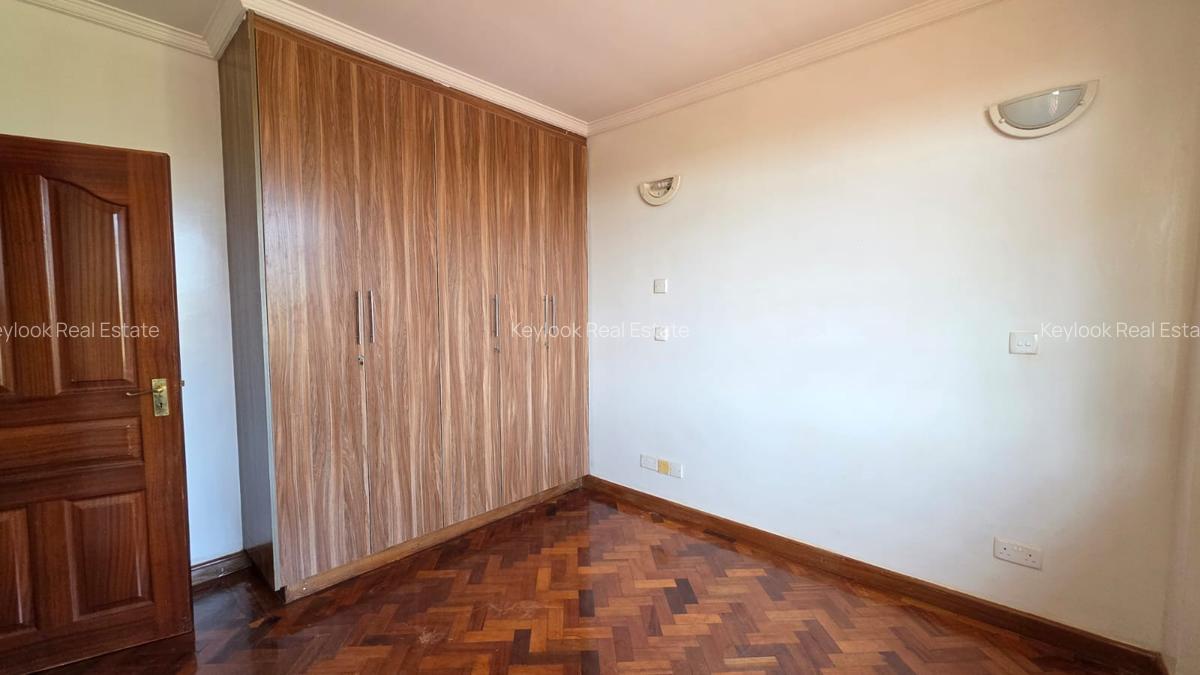 5 Bed Townhouse with En Suite at Kitisuru - 5