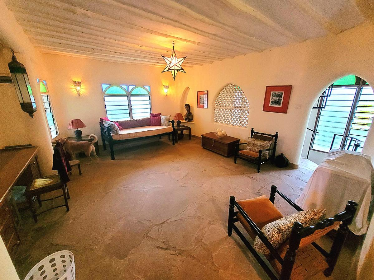 4 Bed Villa with En Suite in Diani - 12