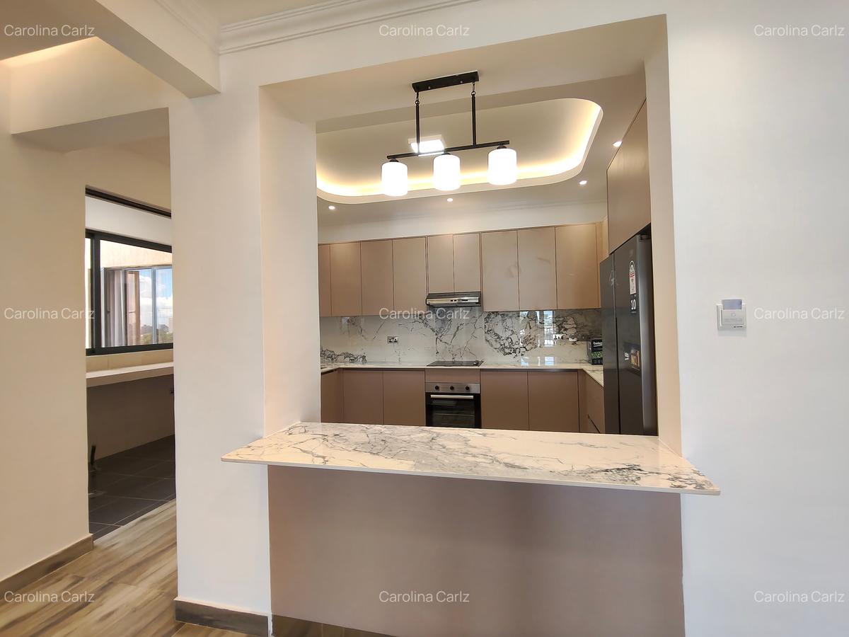 2 Bed Apartment with En Suite at Br - 5