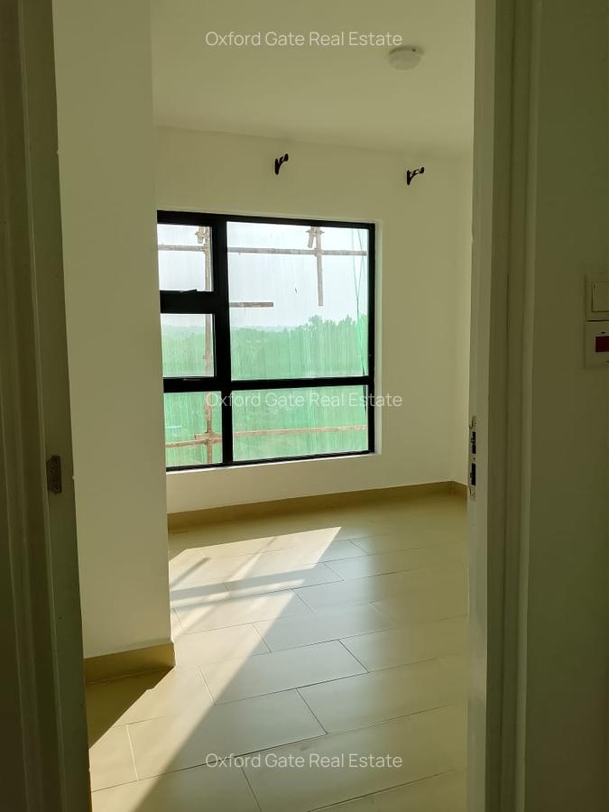 1 Bed Apartment with En Suite at Kirawa Road - 4
