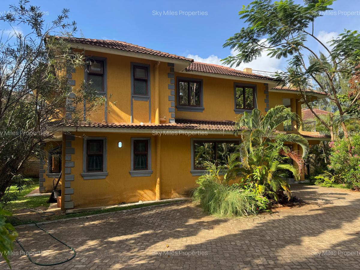 4 Bed Villa with En Suite at Vipingo - 4