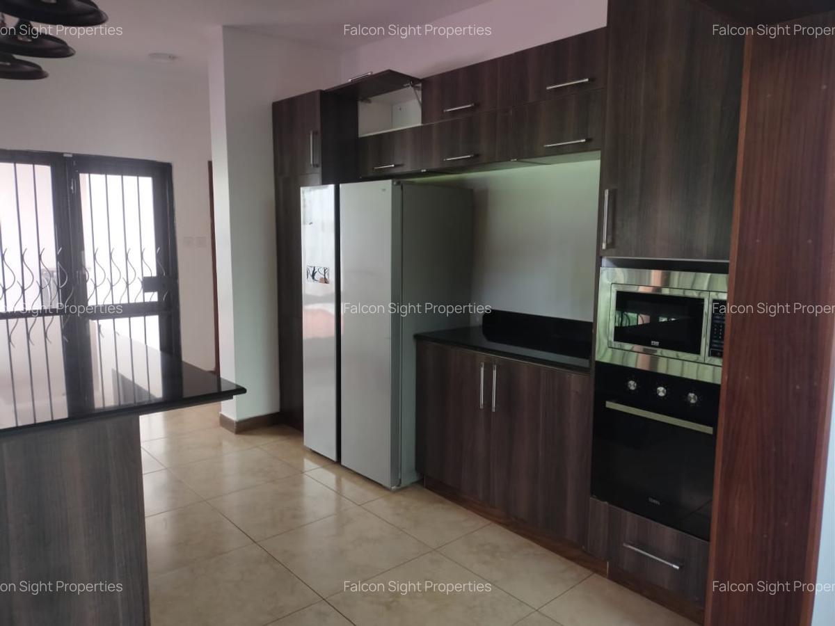 4 Bed Townhouse with Swimming Pool at Few Minutes Drive To Roslyn Academy And Gigiri - 10