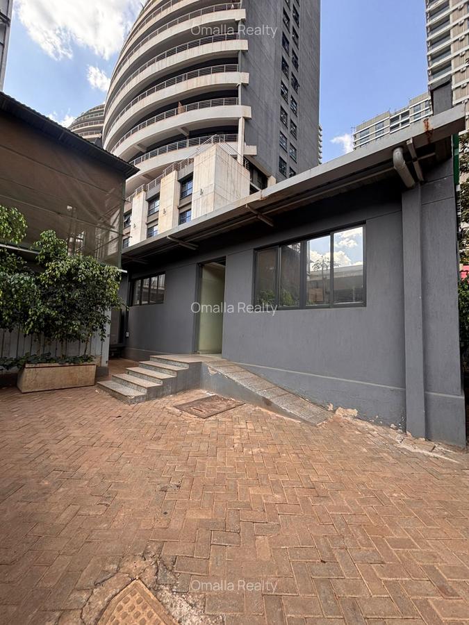 1,500 ft² Office with Backup Generator in Westlands Area - 2