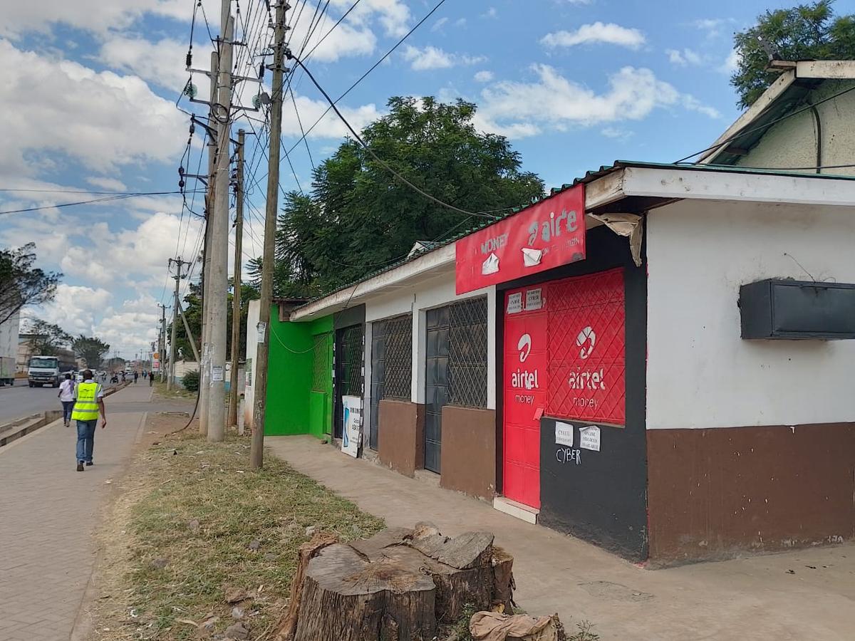 0.5 ac Commercial Property with Service Charge Included at Likoni Road - 11