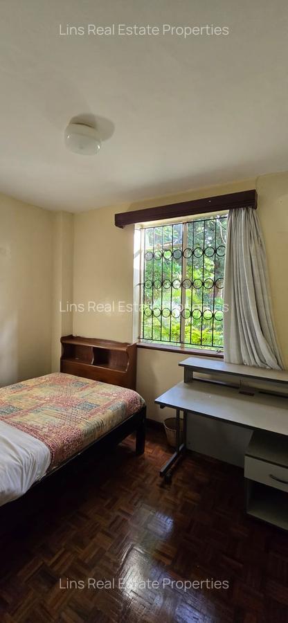 4 Bed House with En Suite in Nyari - 20