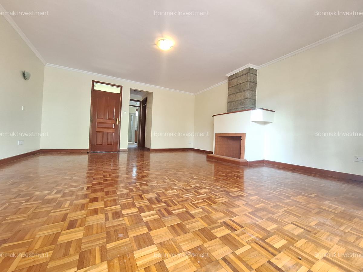 4 Bed Townhouse with En Suite at Redhill Link Road - 16