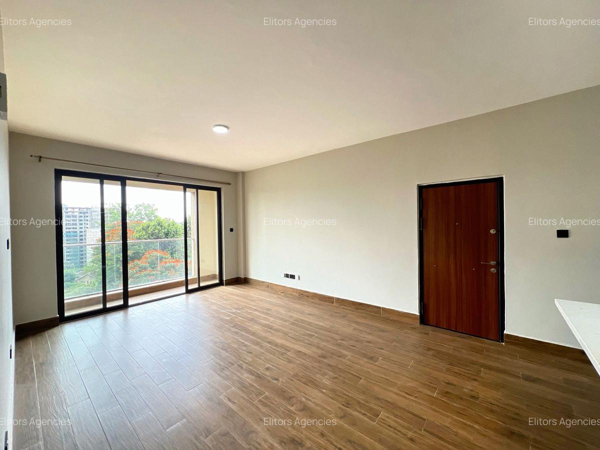 2 Bed Apartment with En Suite at Kingara Road - 8