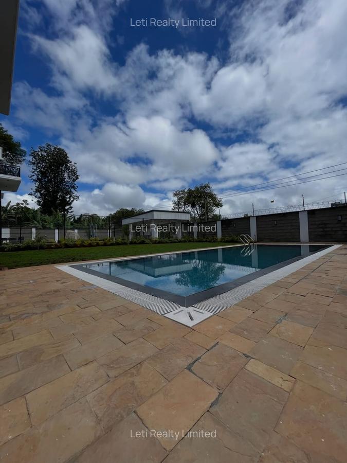 5 Bed Townhouse with En Suite in Lavington - 2