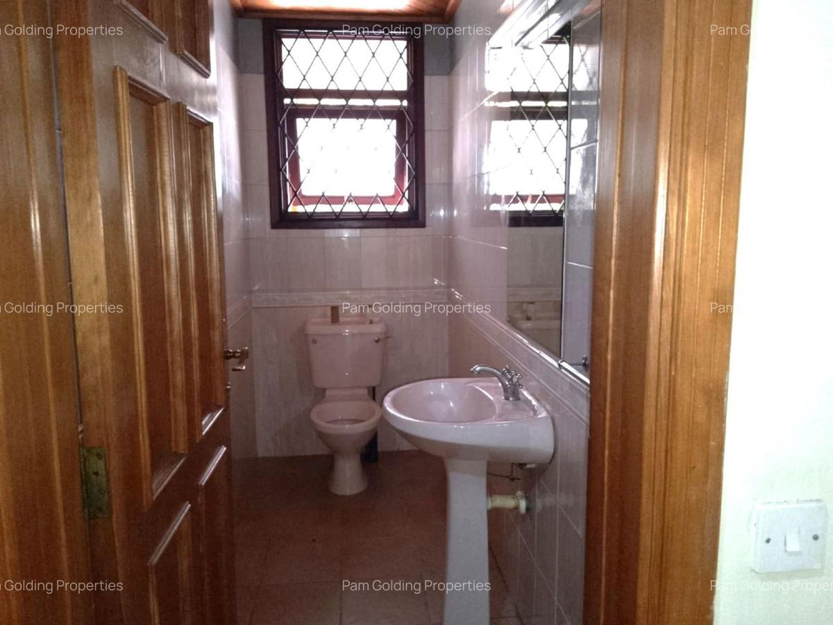 4 Bed Apartment with En Suite in Kilimani - 15