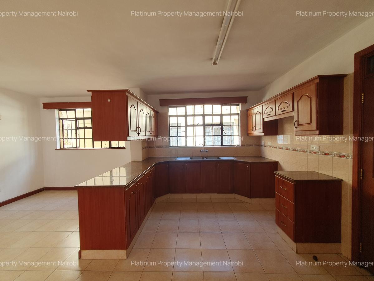3 Bed Apartment with En Suite at Westlands Rd - 7