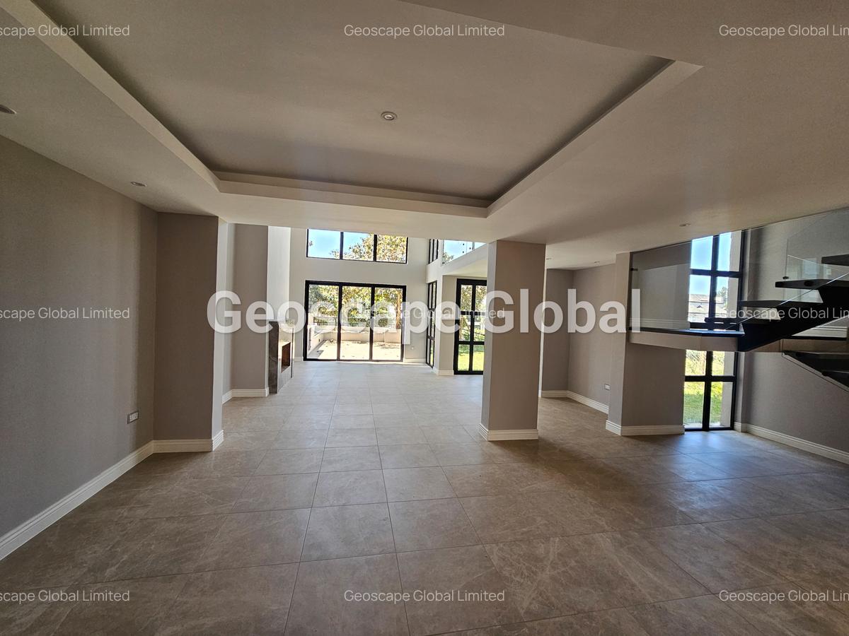 4 Bed House with En Suite in Runda - 4