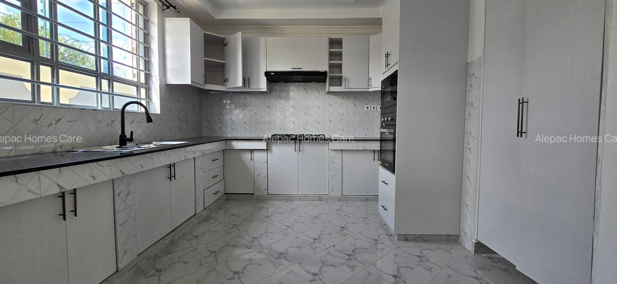 3 Bed House with En Suite at Mugutha - 8