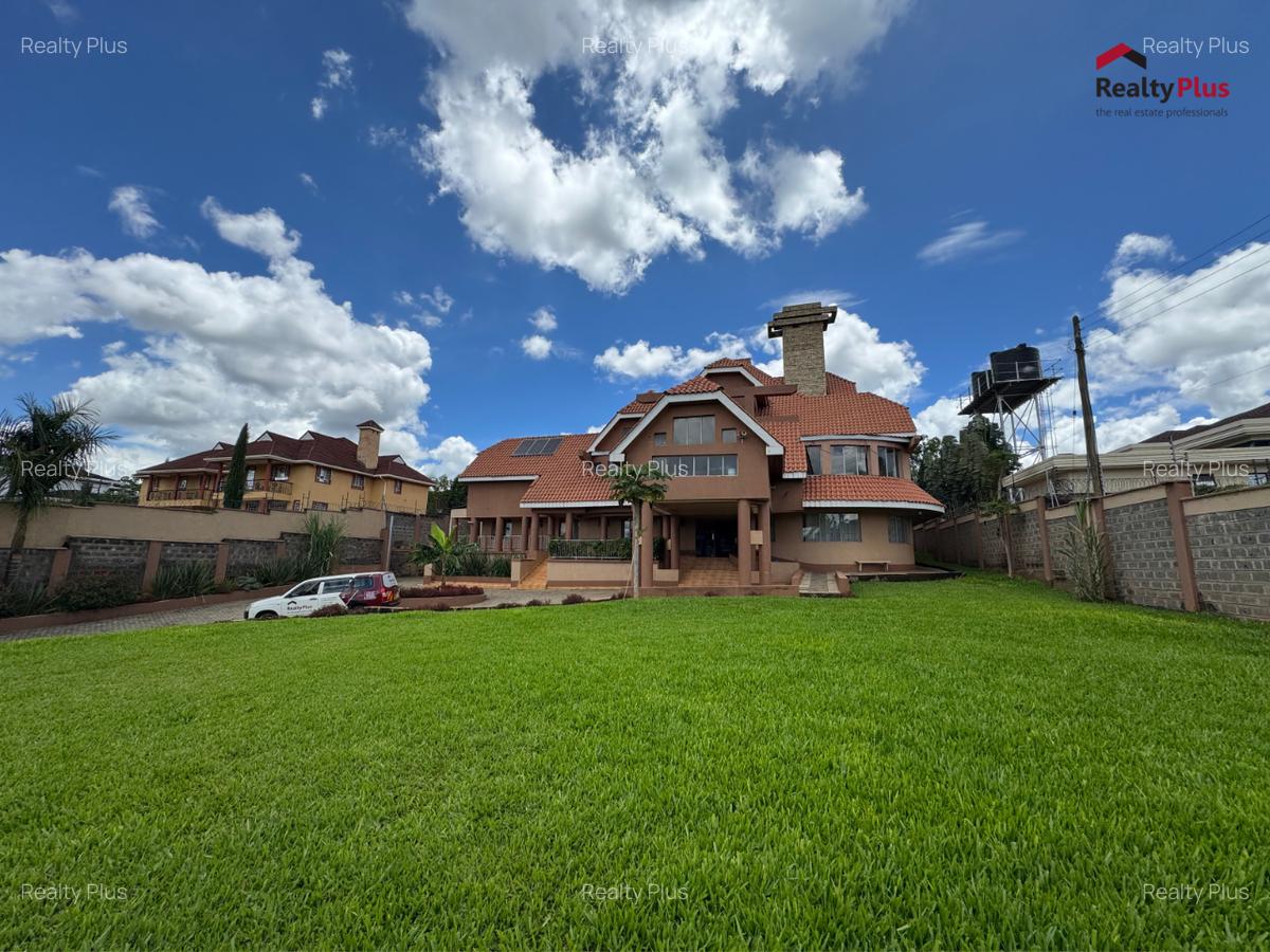 8 Bed Townhouse with En Suite in Runda - 2