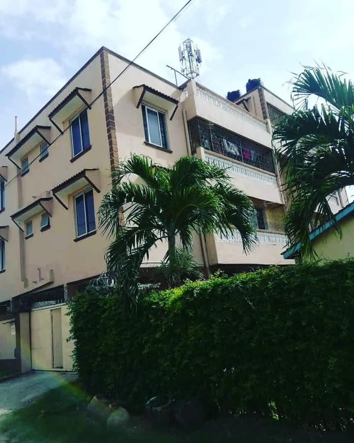 Serviced 2 Bed Apartment with En Suite in Bamburi - 6