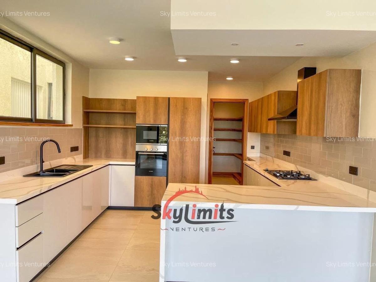 4 Bed Apartment with En Suite at Peponi Rd - 3