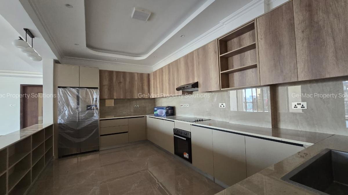 2 Bed Apartment with En Suite at Brookside - 1