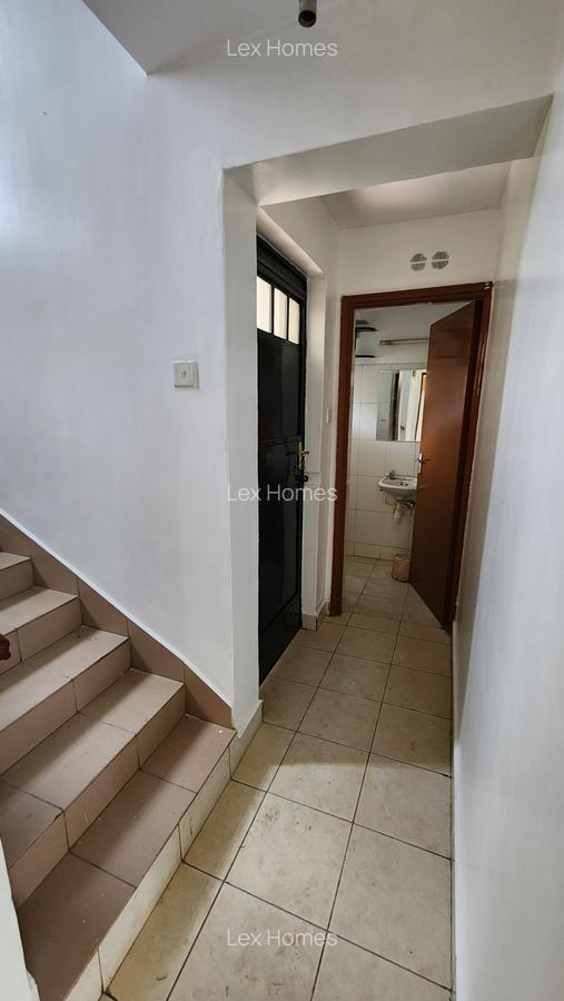 3 Bed Villa with En Suite at Masai Lodge Road - 6