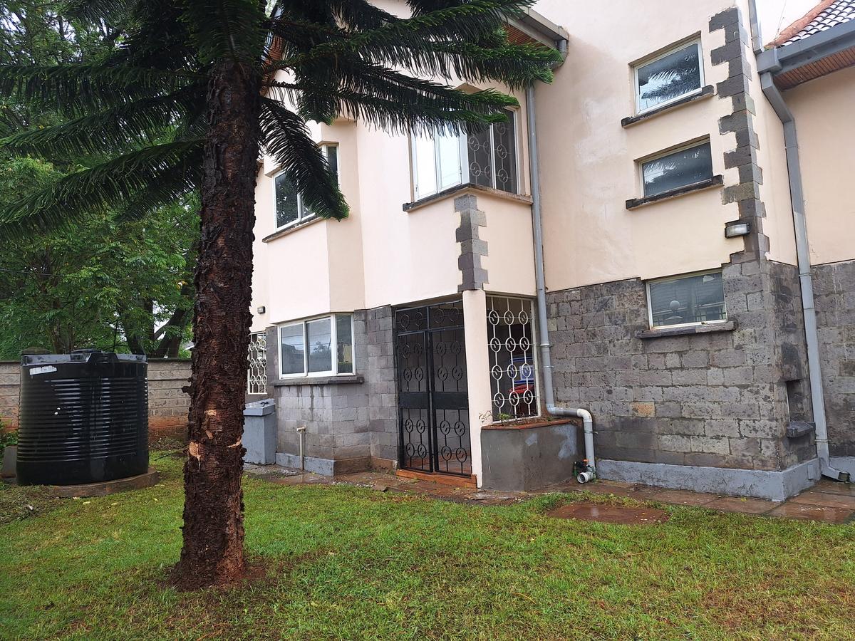 5 Bed Townhouse with En Suite in Westlands Area - 1