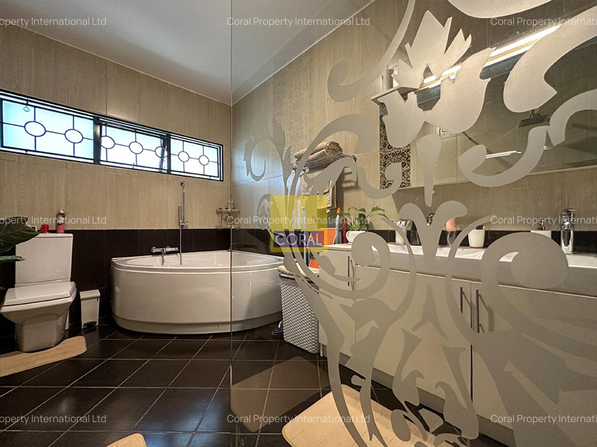 5 Bed Townhouse in Westlands Area - 16