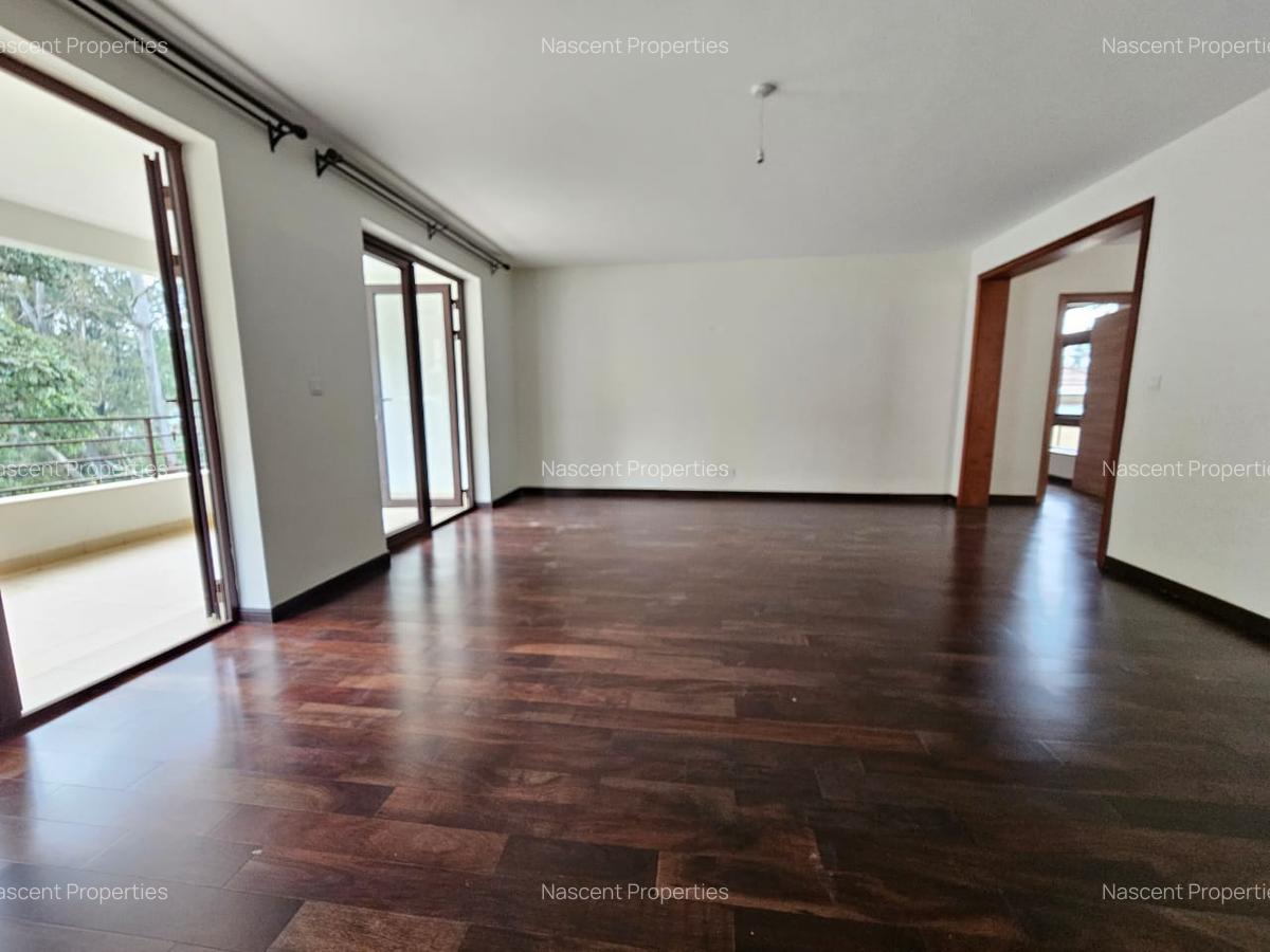 5 Bed Villa with En Suite in Lavington - 14