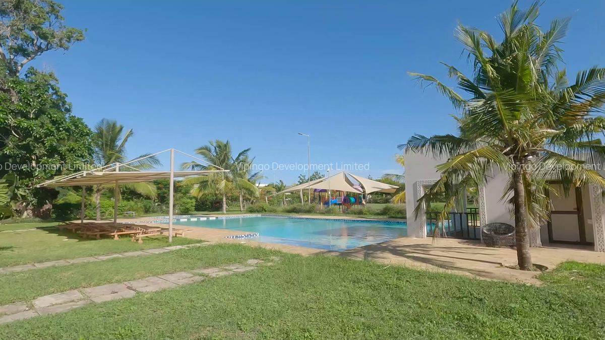 4 Bed House with En Suite at Awali Estate - 3