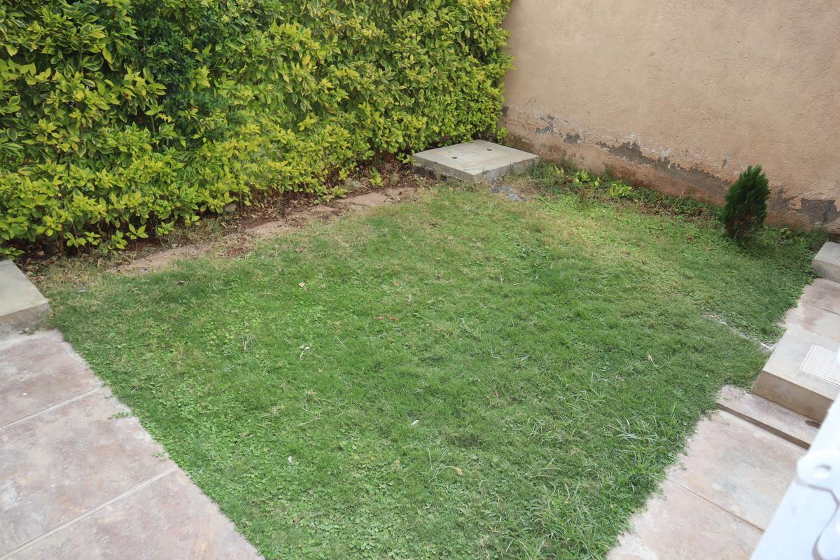 4 Bed Villa with En Suite at Near Gateway Mall - 12