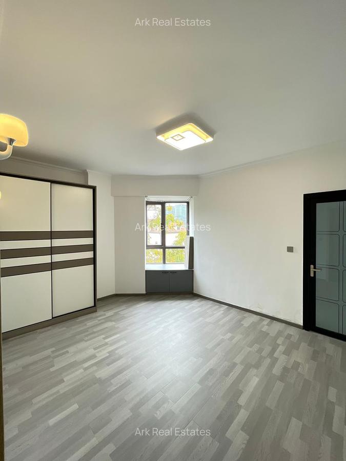 Serviced 4 Bed Apartment with En Suite in Kilimani - 6