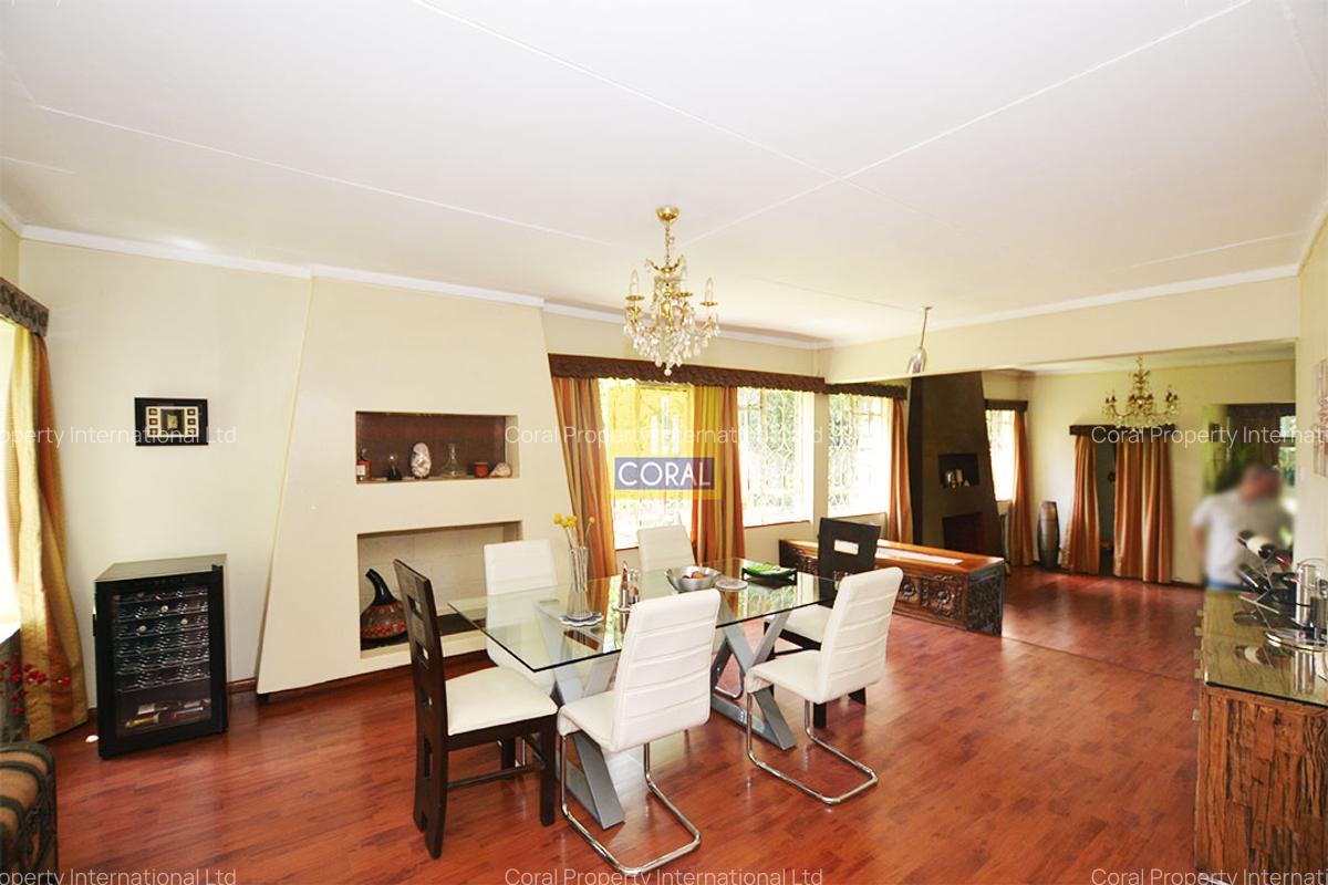 4 Bed House in Lavington - 5
