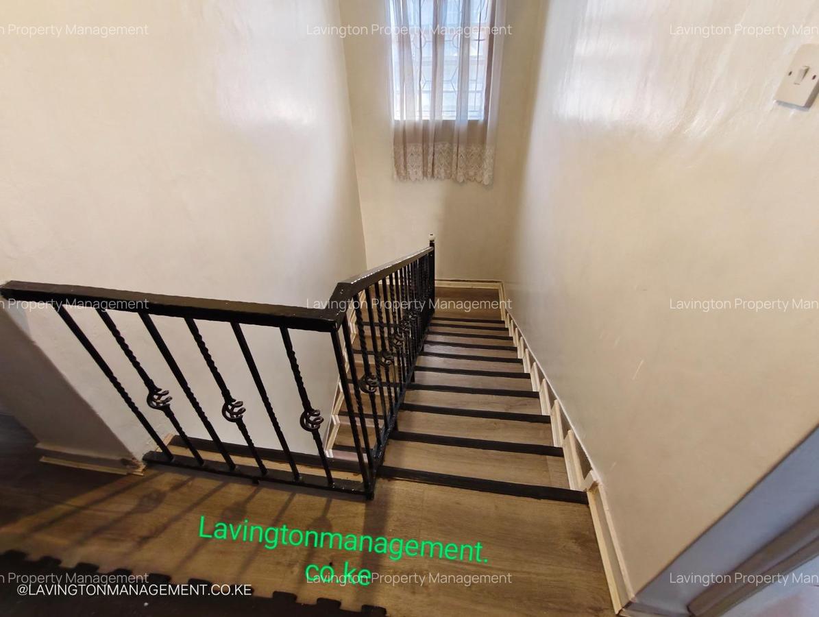 3 Bed Townhouse with En Suite at Lavington West Estate - 18