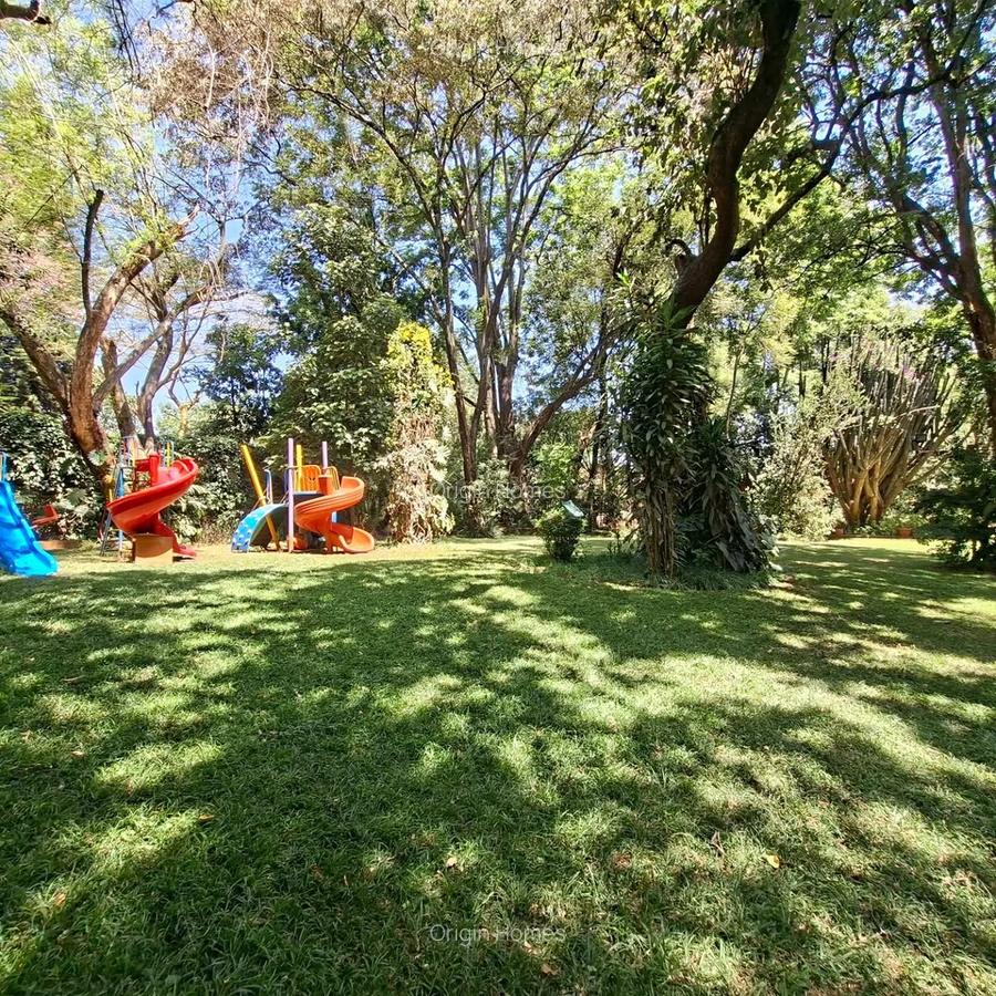 Furnished 2 Bed Apartment with En Suite at Gigiri - 10