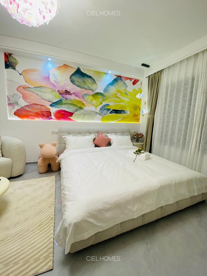 Studio Apartment with En Suite at Wood Avenue - 15