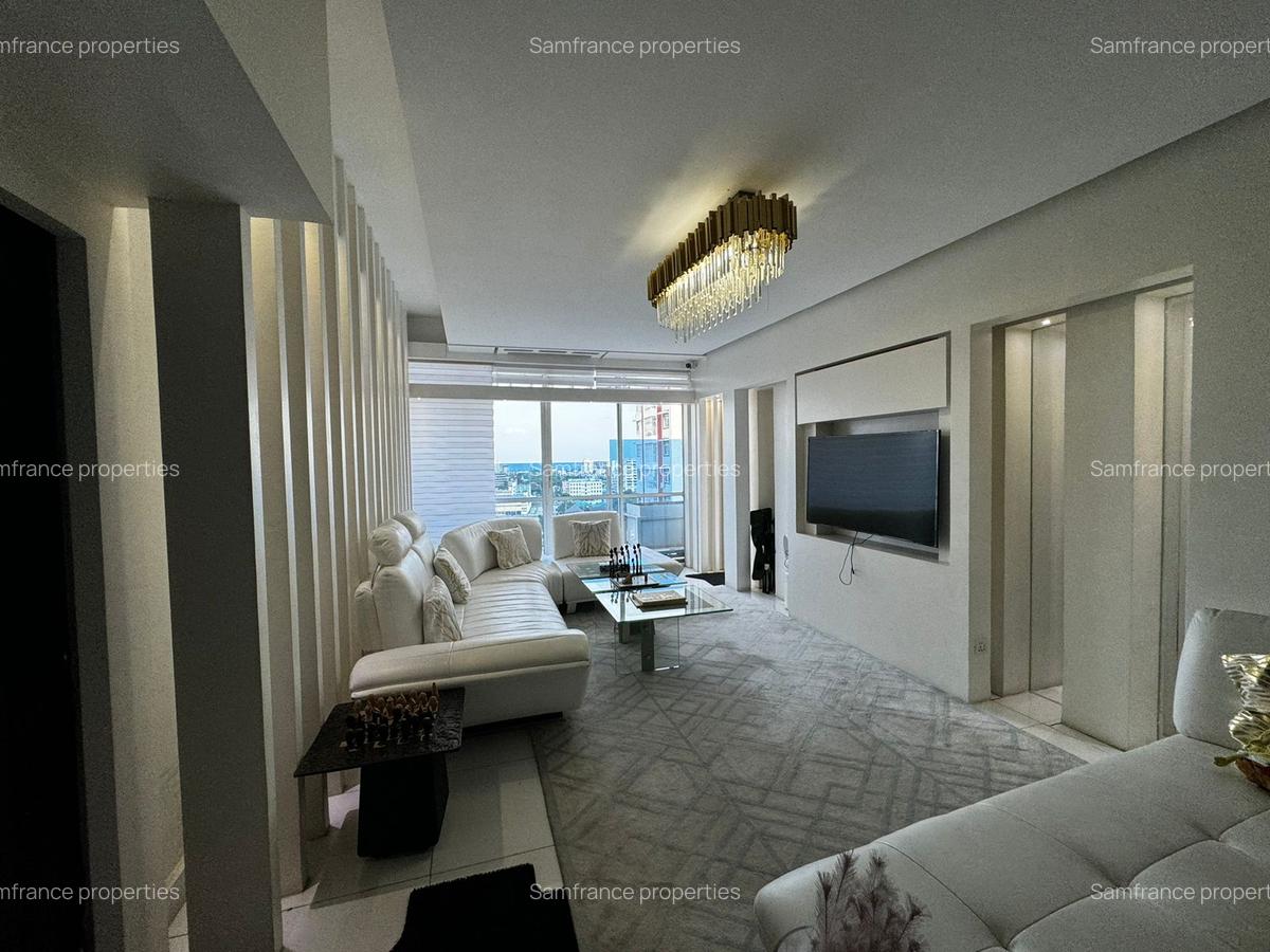 Serviced 3 Bed Apartment with En Suite at Moi Avanue - 10