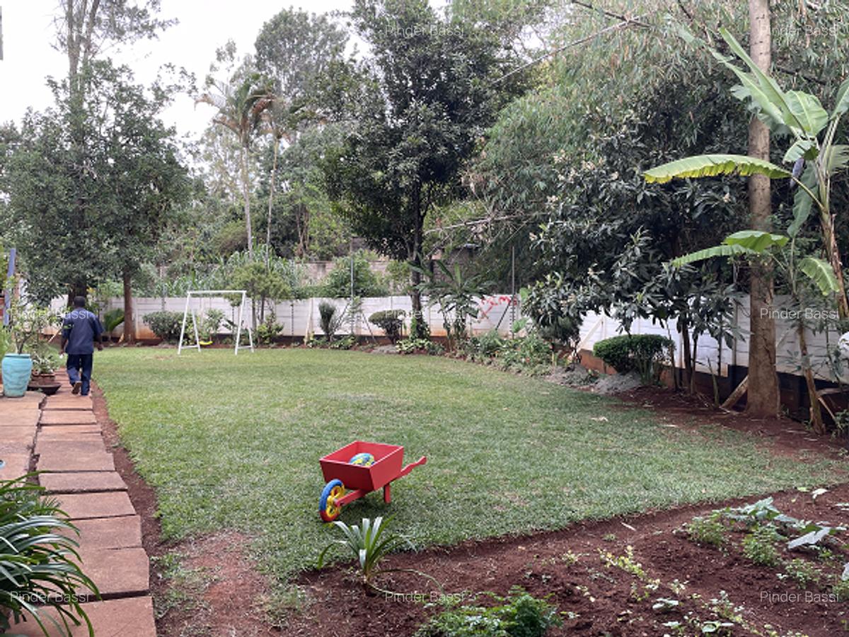 3 Bed Townhouse with En Suite at Lantana Road - 15