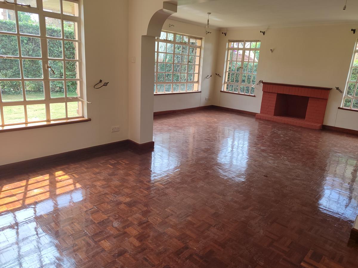 4 Bed House with En Suite in Kiambu Road - 11