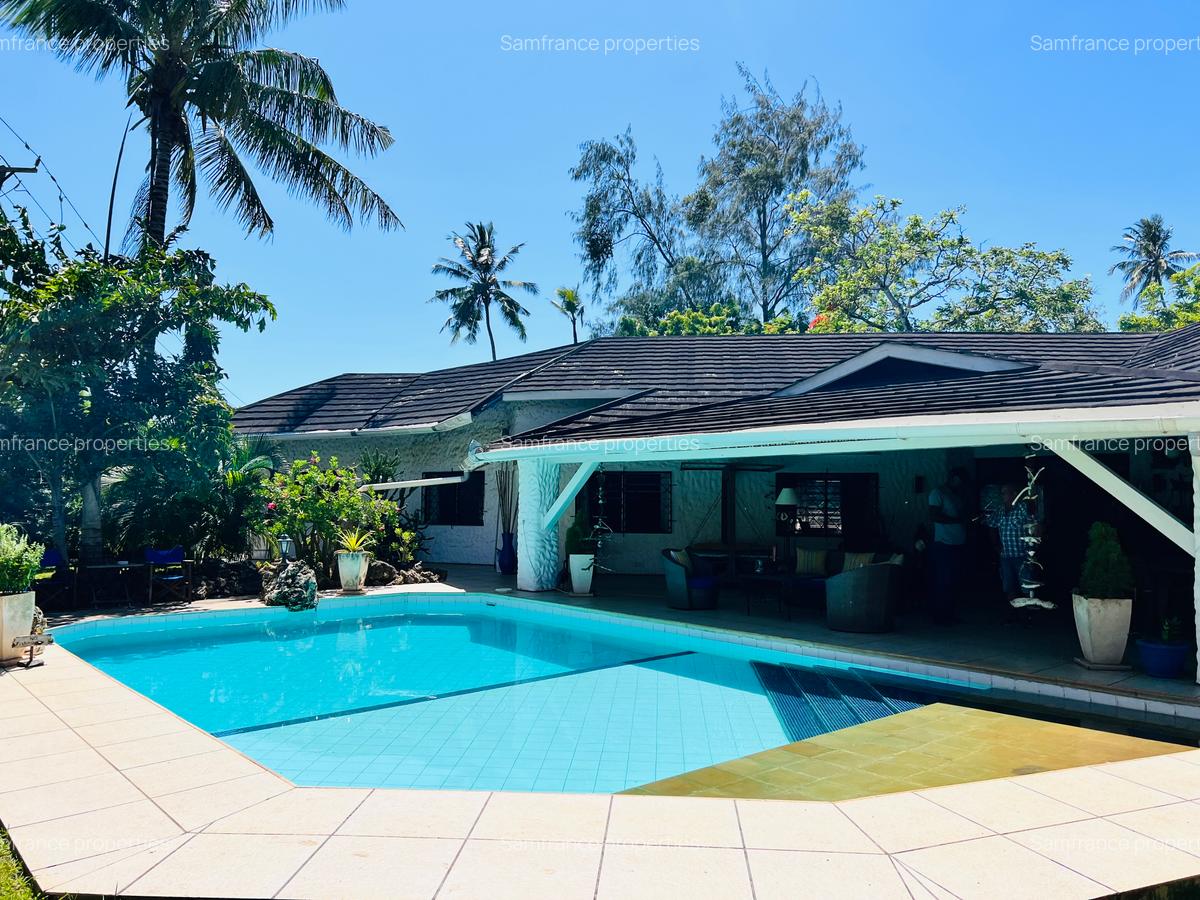 4 Bed Villa with En Suite at Mtwapa Lamarina - 1