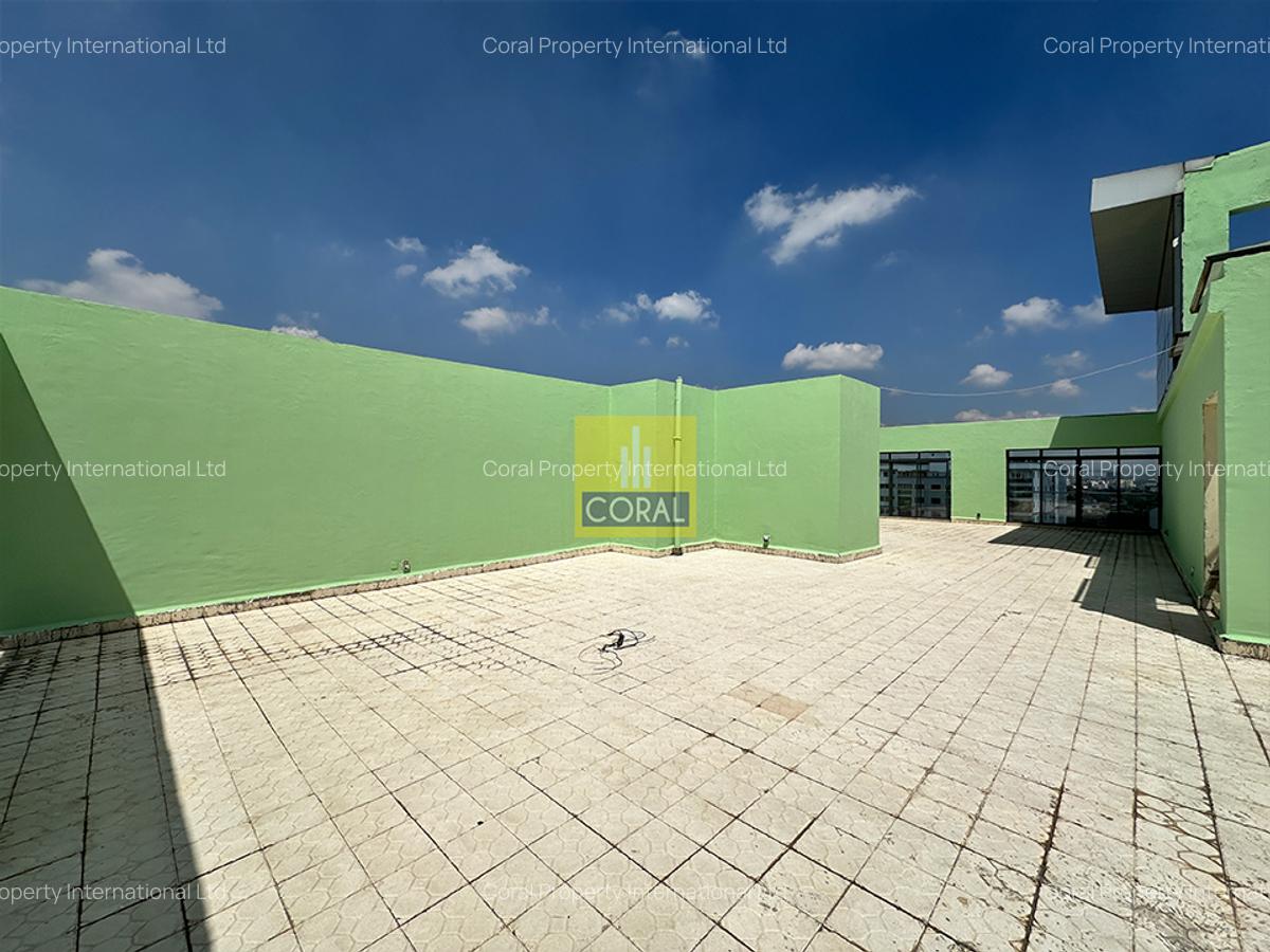 2 Bed Apartment in Kilimani - 11