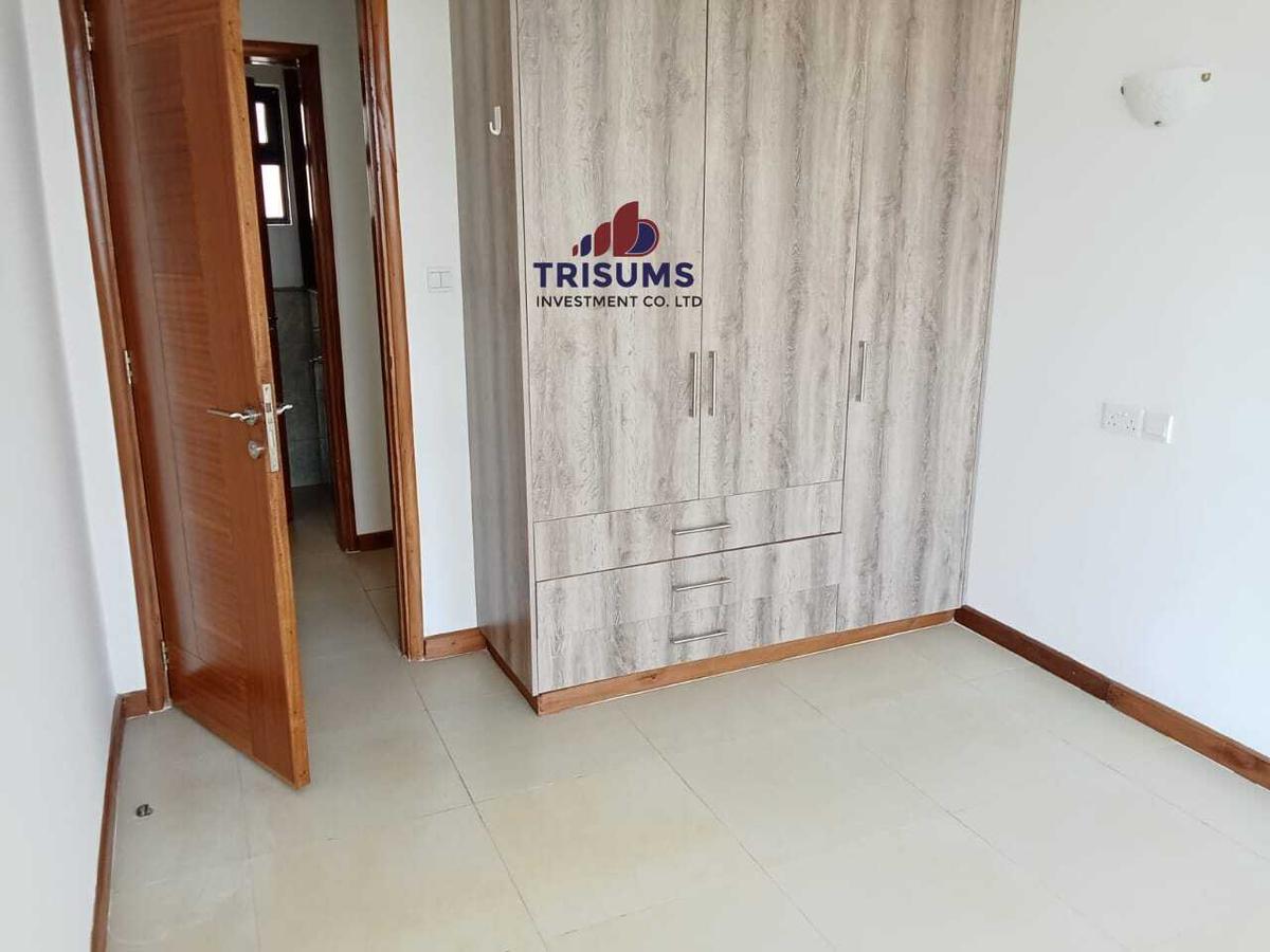 2 Bed Apartment with En Suite in Rhapta Road - 9