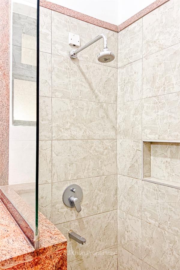 Furnished 2 Bed Apartment with En Suite at Lantana Road - 18