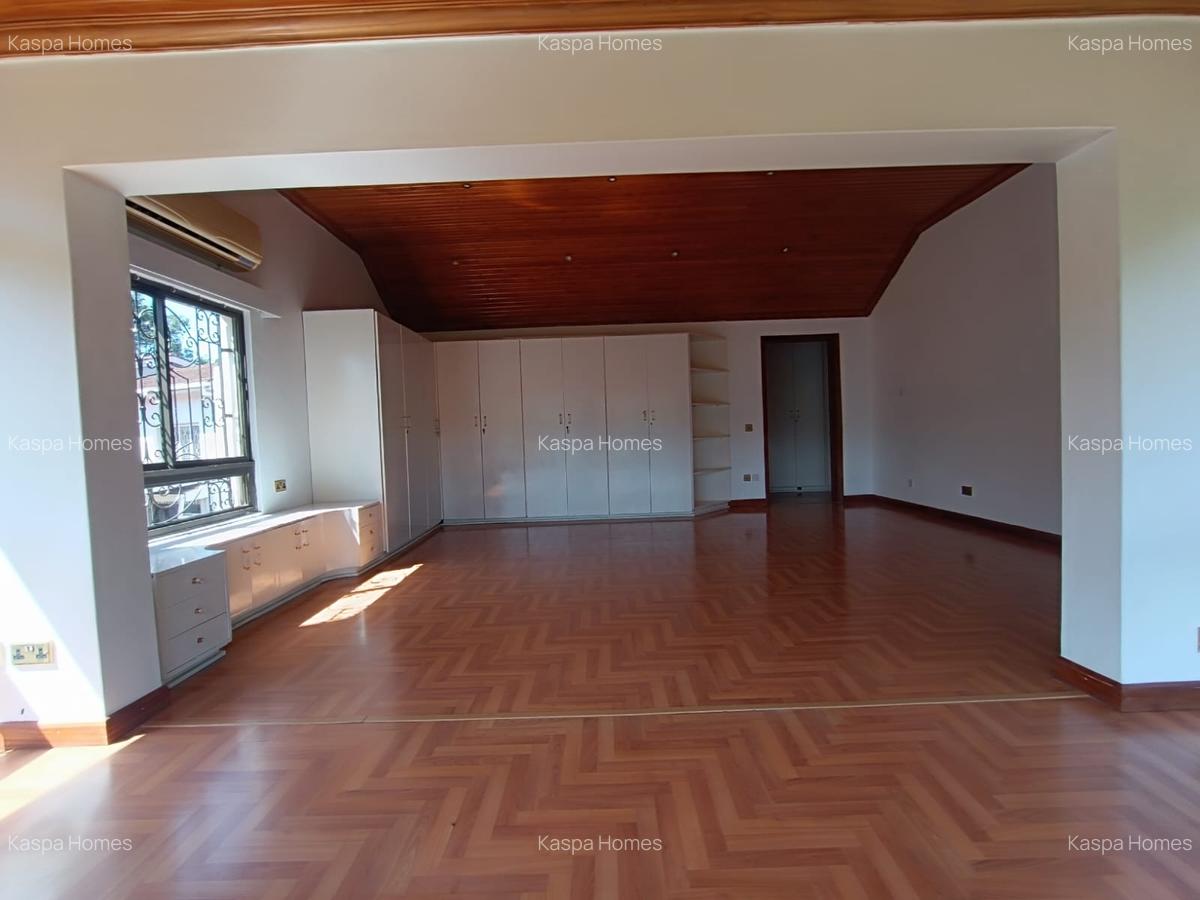 6 Bed House with En Suite in Gigiri - 10