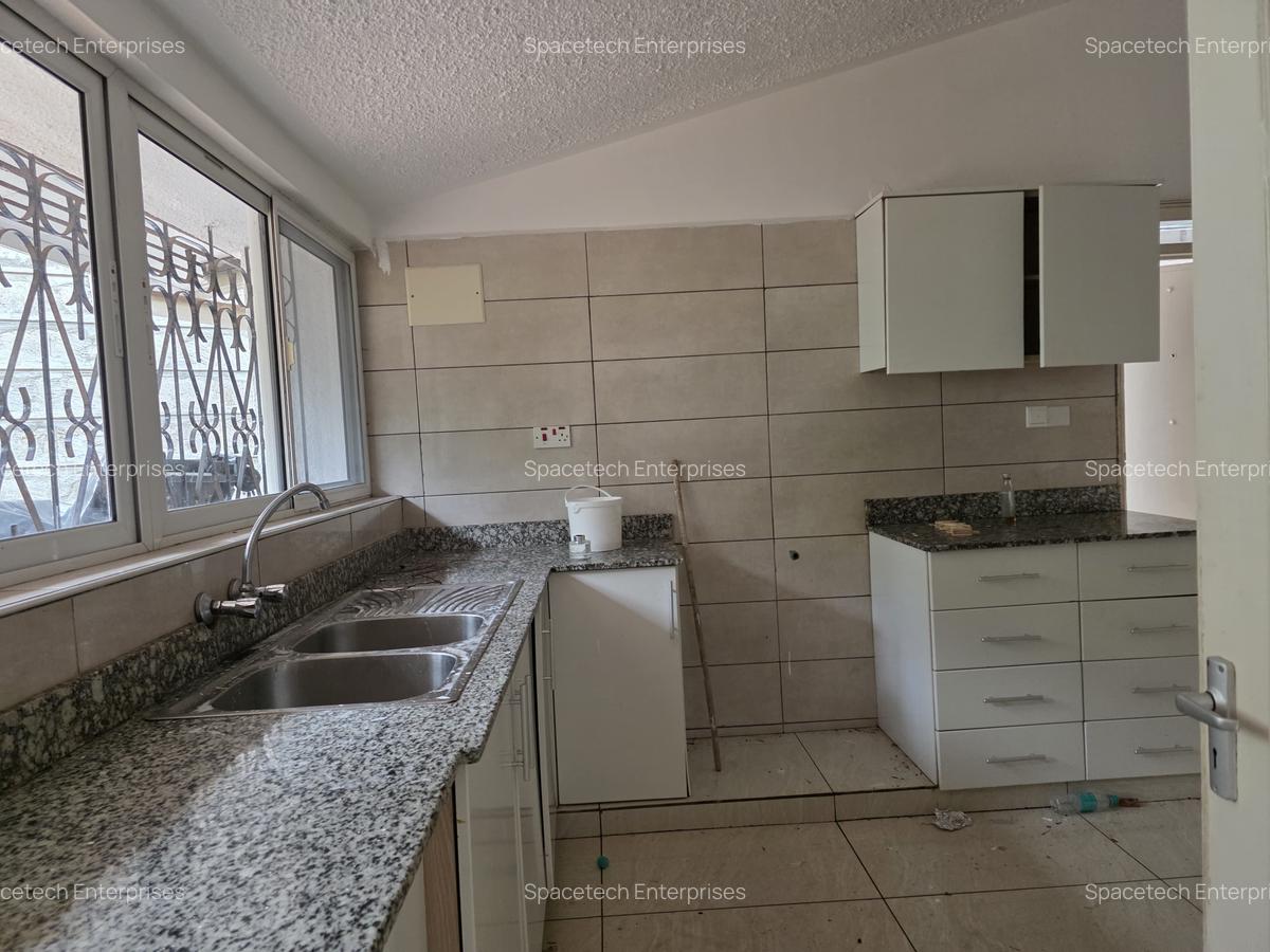 4 Bed House with En Suite in Kileleshwa - 8